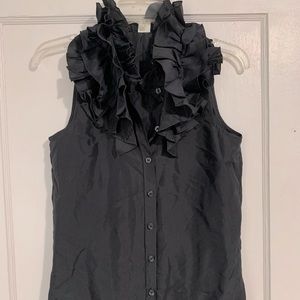 Ruffle Collar sleeveless blouse